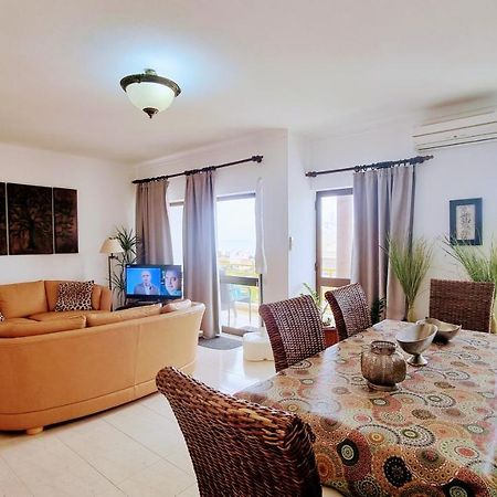 Apartmento Praia Da Dona Ana Lagos Exterior foto
