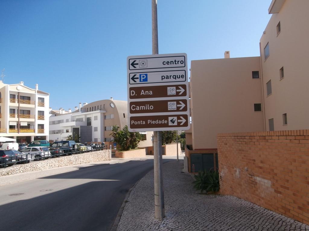 Apartmento Praia Da Dona Ana Lagos Cameră foto