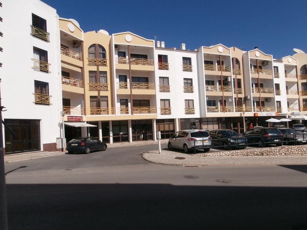 Apartmento Praia Da Dona Ana Lagos Cameră foto